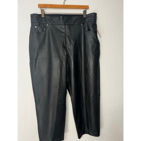NEW SPANX Womens Slim Straight Pants Black Size 1X Petite Faux Leather - Picture 2 of 8